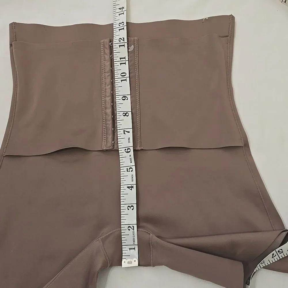 Under Where? intimates Scuba Shorts with Control Belt L